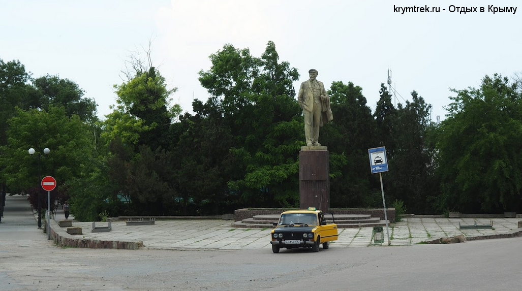 памятник Ленину в Черноморском